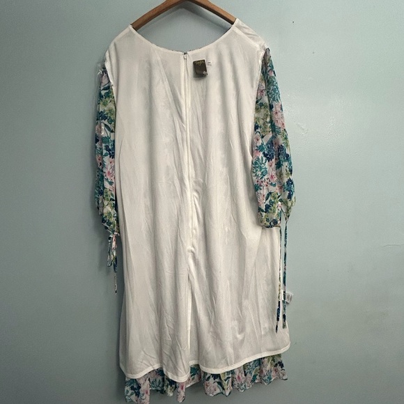 TAYLOR DRESS - Picture 4 of 13